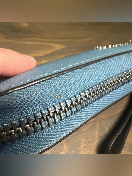 Michael Kors Jet Set Travel Large Continental Zip-Around Leather Wallet Blue - Picture 7 of 12